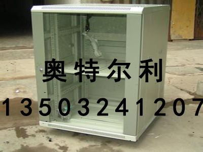 廠家直銷服務(wù)器機柜